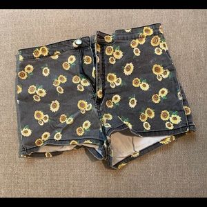 🌻 Sunflower Shorts 🌻